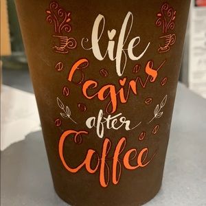 Meet your Posher, Arielle